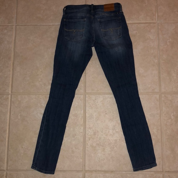 Lucky Brand Lolita Skinny distressed denim - Picture 3 of 4